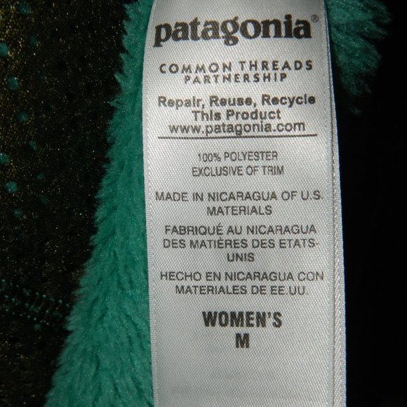 Patagonia Women's Synchilla Retool Pullover in Teal - Picture 4 of 5